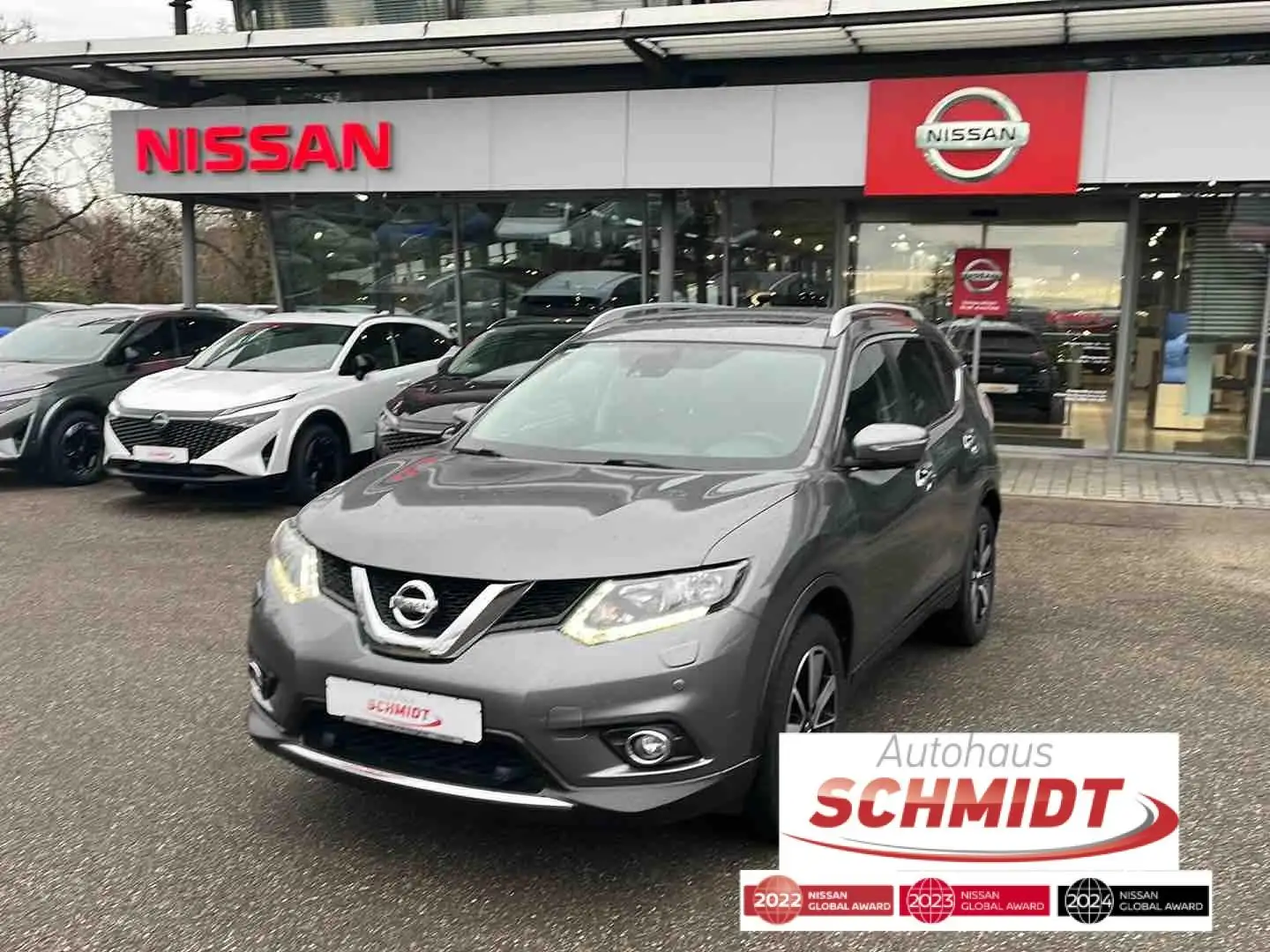 Nissan X-Trail 1.6 dCi XTronic Acenta Around-View Gri - 1