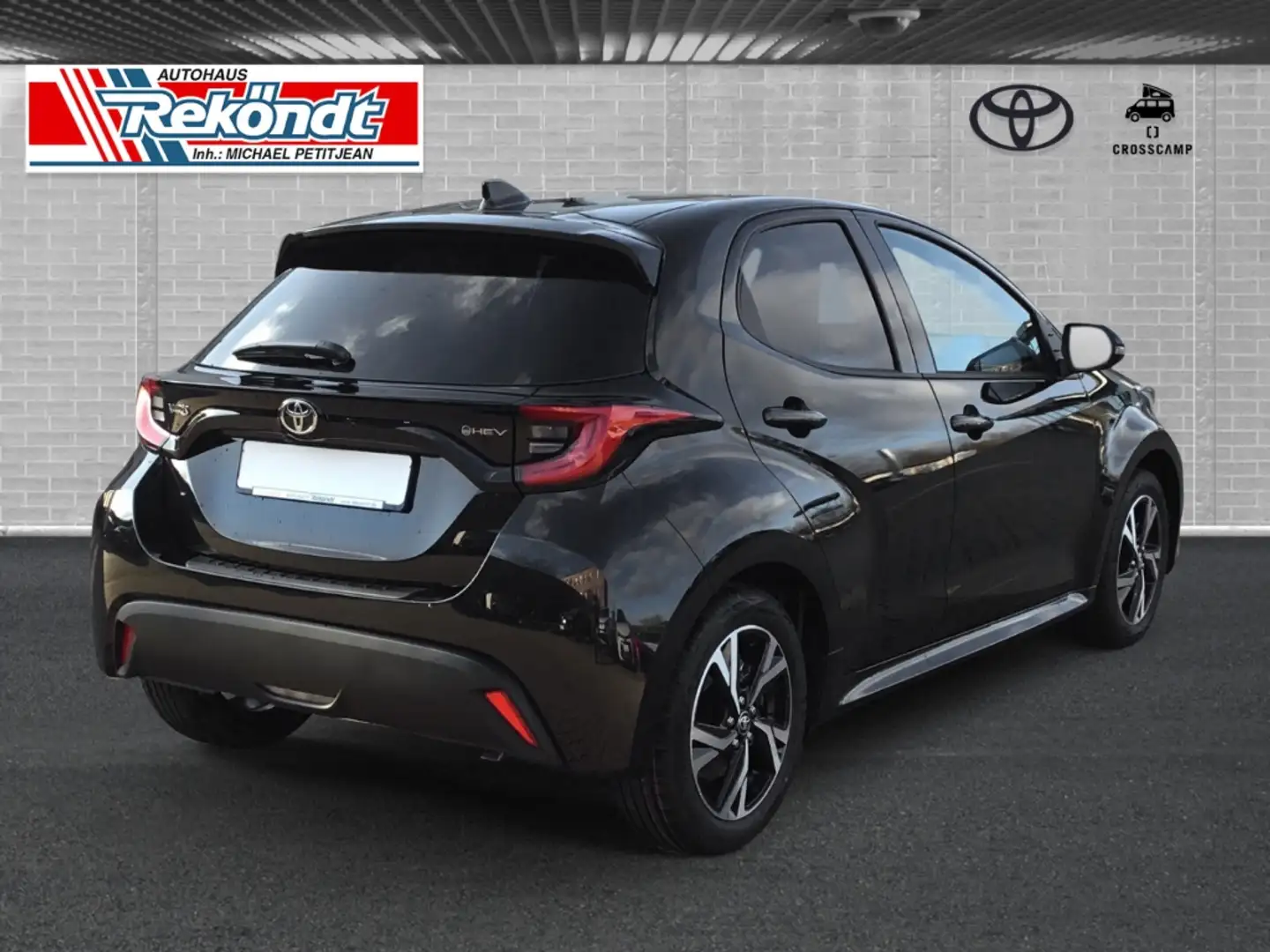 Toyota Yaris Hybrid Team Deutschland 1.5, SHZ, Kamera Schwarz - 2