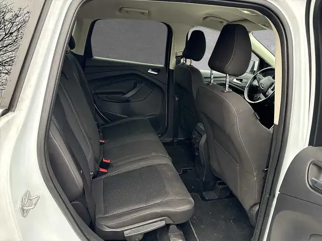 Ford Kuga view 5