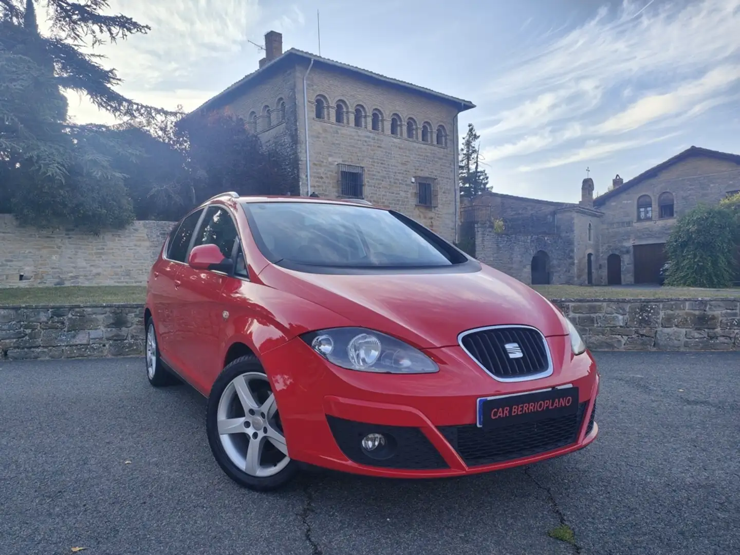 SEAT Altea XL 1.8 TSI Sport DSG Rojo - 1