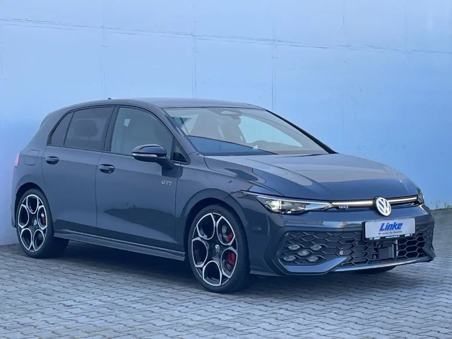 Volkswagen Golf GTI VIII 2.0TSI DSG HUD/AHK/Pano/Harman/DCC/ACC/IQ.Lig Grau - 2