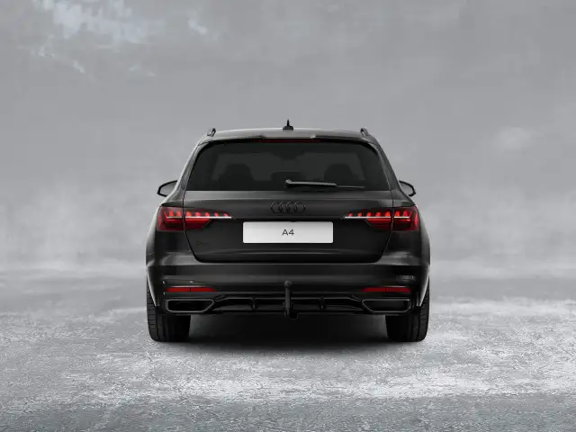 Audi A4 view 7