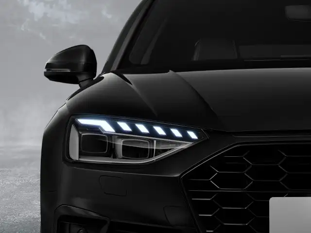 Audi A4 view 8