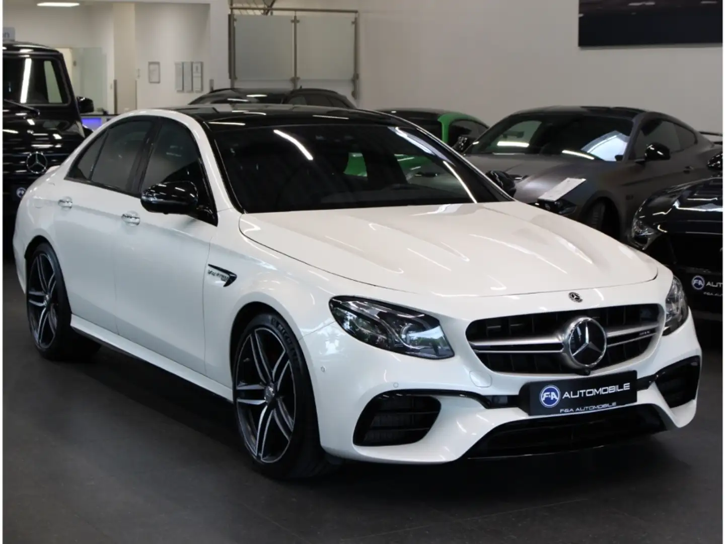 Mercedes-Benz E 63 AMG S 4Matic+ Drivers*Pano*160k NP*VOLL Blanc - 2