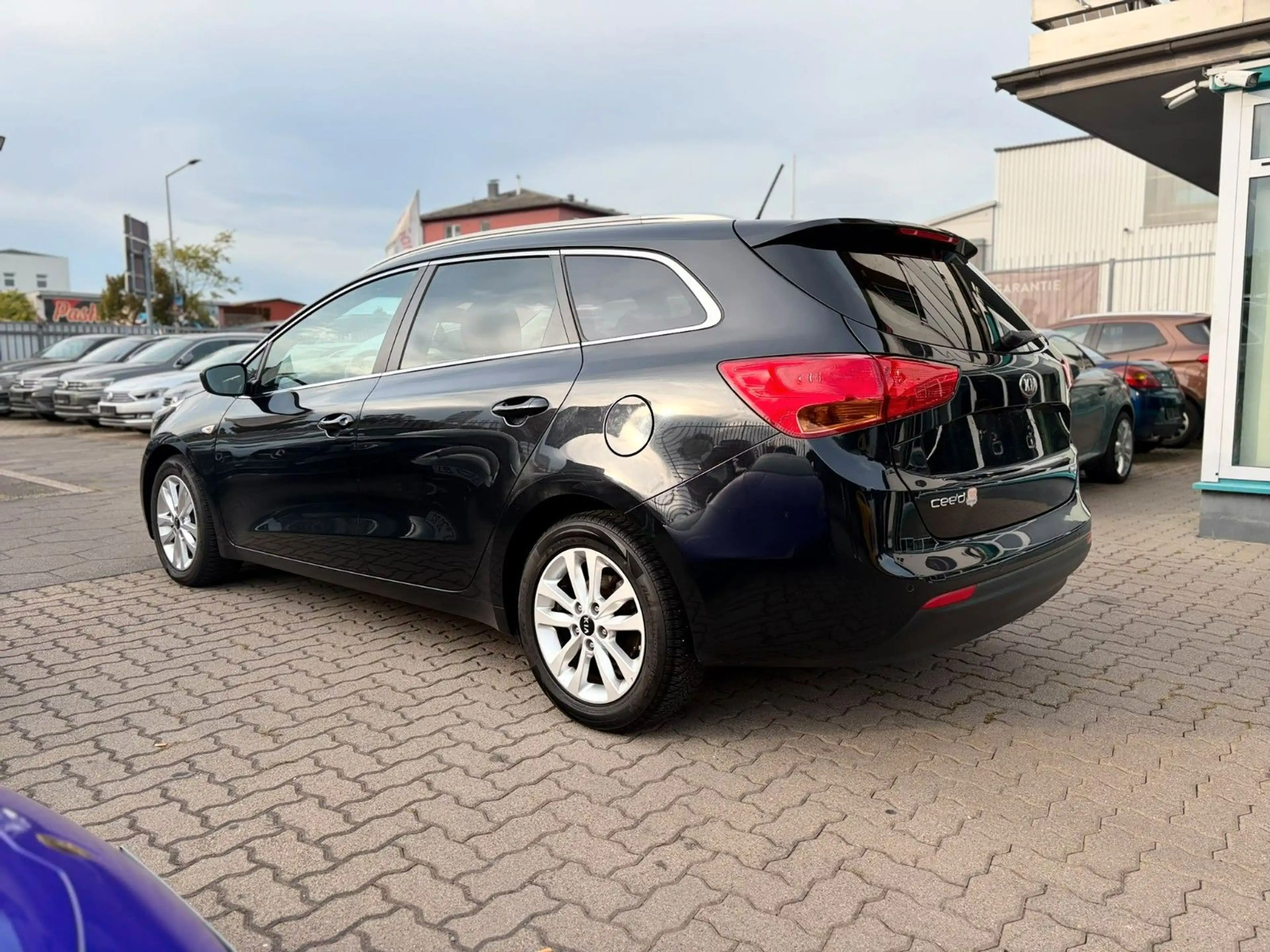 Kia Ceed / cee'd *KAMERA*NAVI*SHZG*TEMPOMAT*EURO6* — photo 4