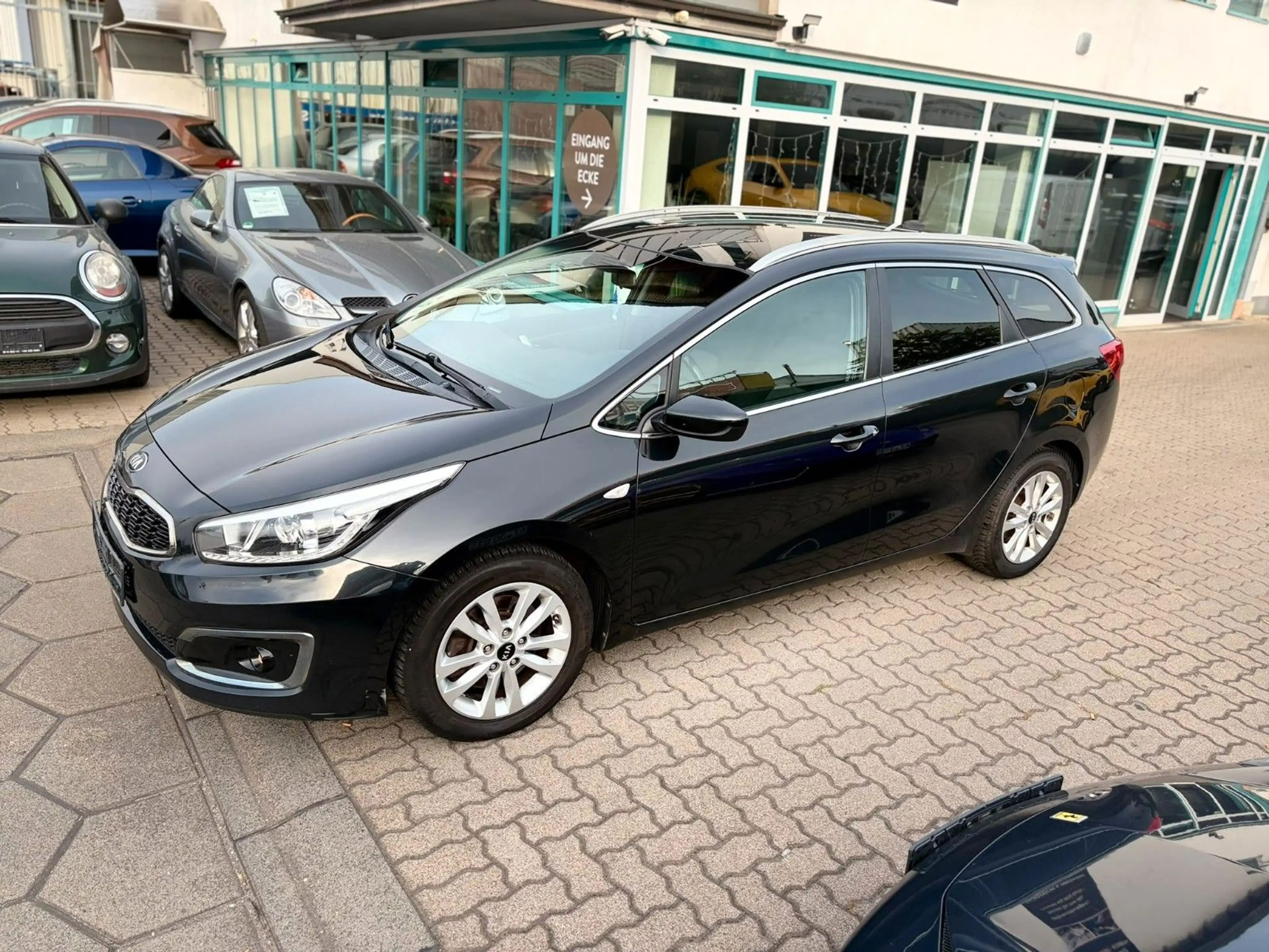 Kia Ceed / cee'd *KAMERA*NAVI*SHZG*TEMPOMAT*EURO6* — photo 3