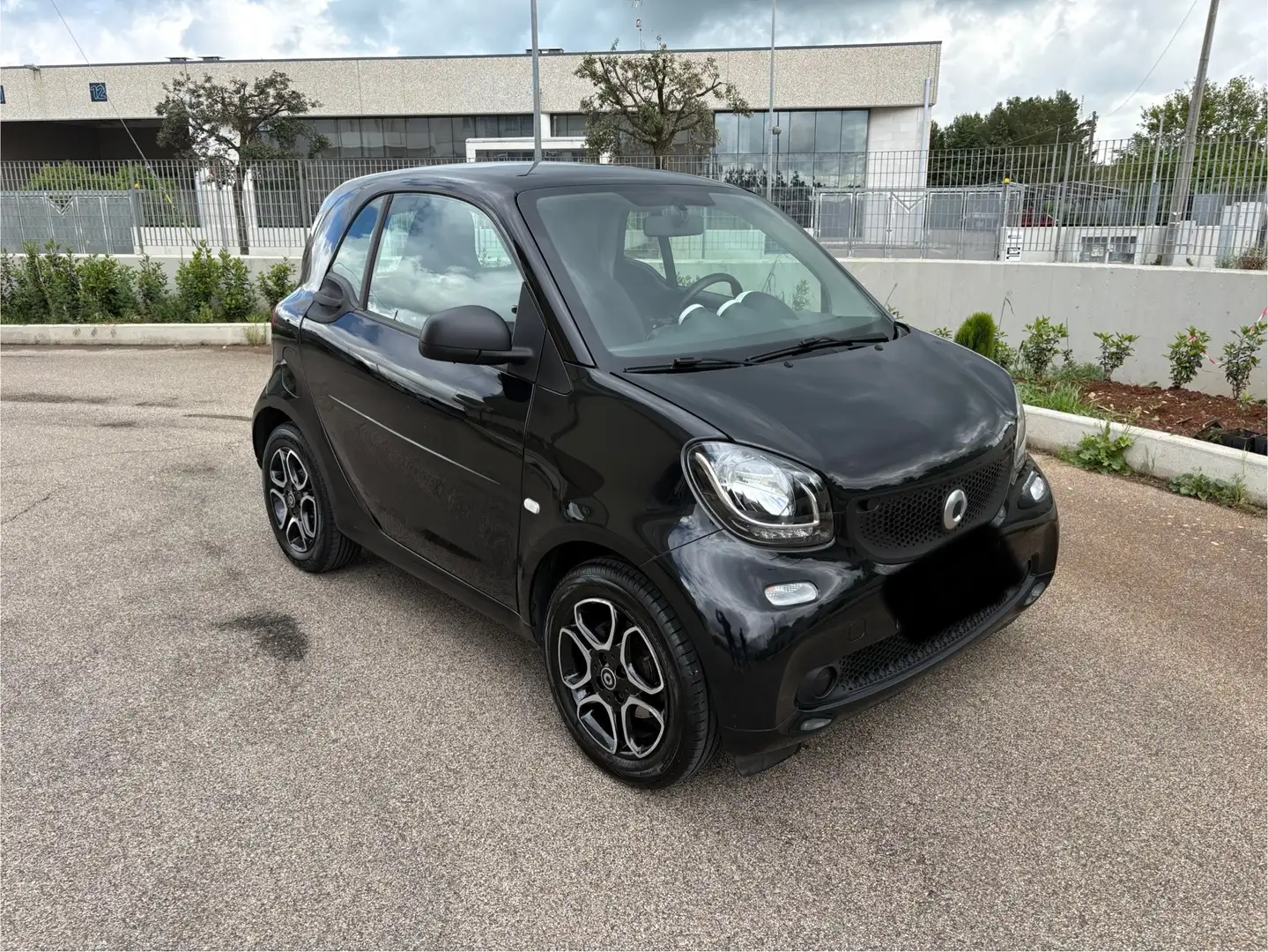 smart forTwo 1.0 Black Passion 61cv - 1
