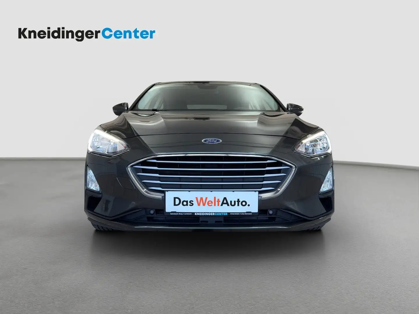 Ford Focus 1,0 EcoBoost Cool & Connect Grijs - 2