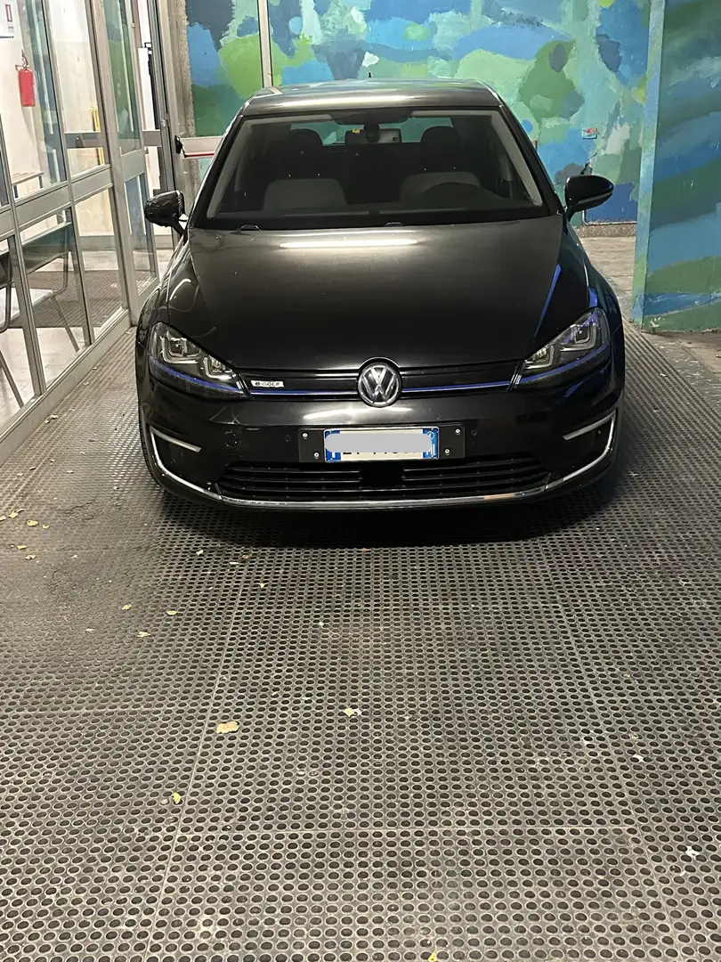 Volkswagen e-Golf 5p - 1