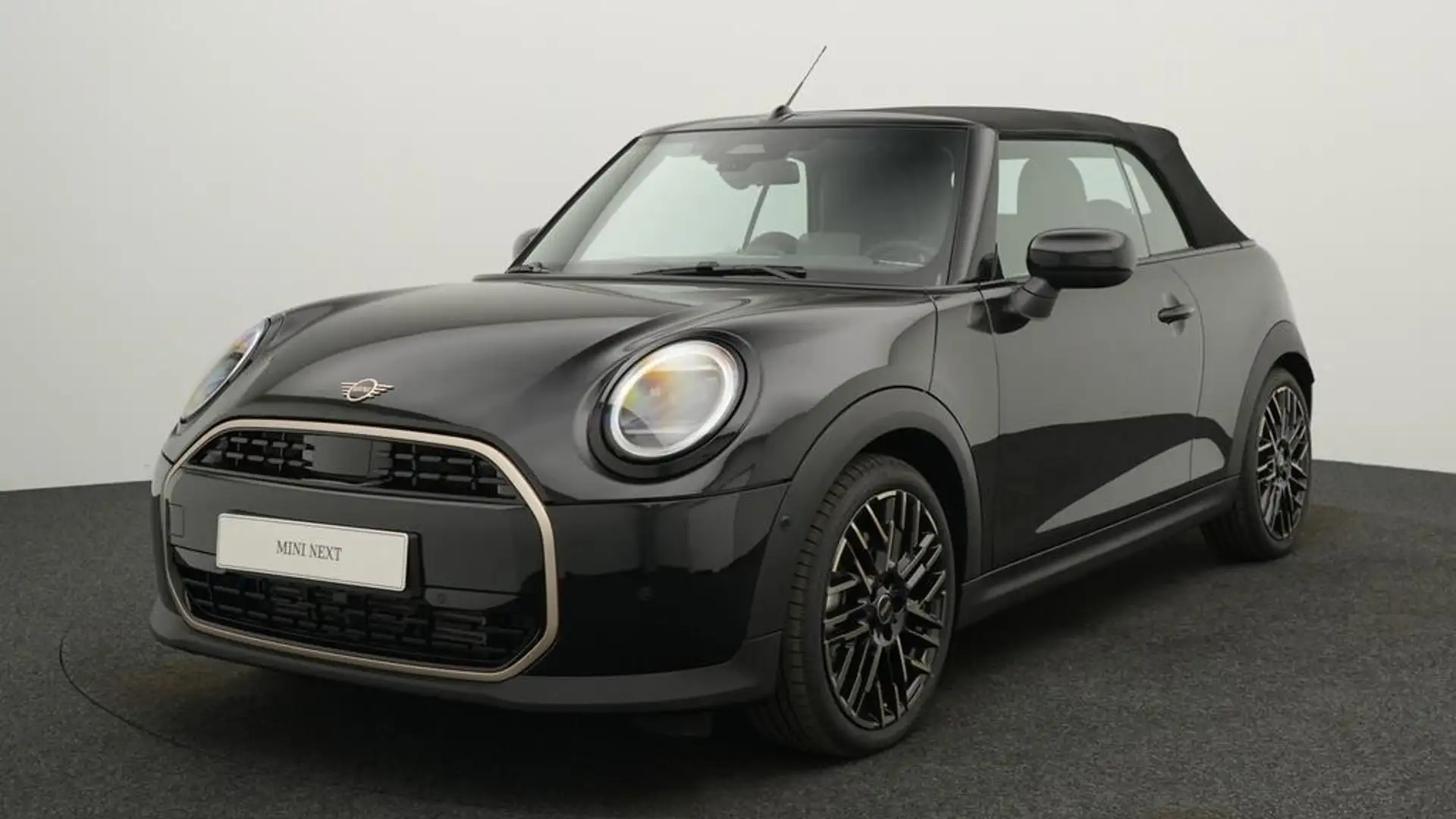 MINI Cooper C Cabrio Favoured Trim Noir - 1
