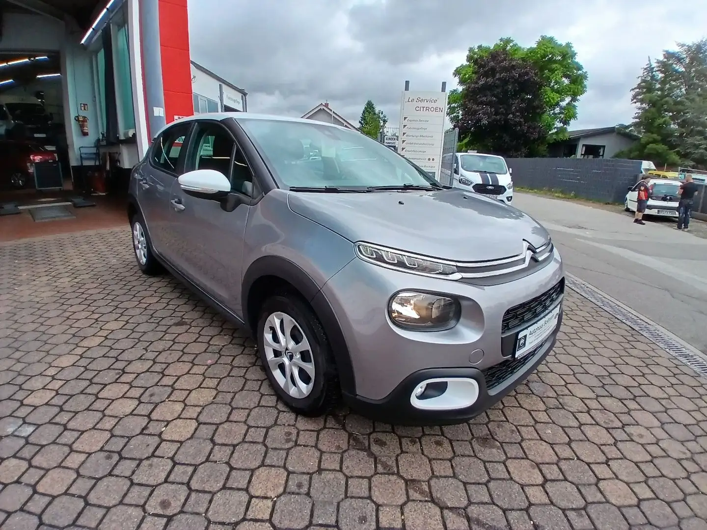 Citroen C3 Feel,2Hd, wenig KM, EPH,Klima,Sitzheizung Silber - 2