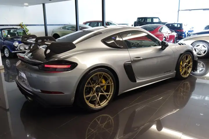 Porsche 918 2024, foto 5