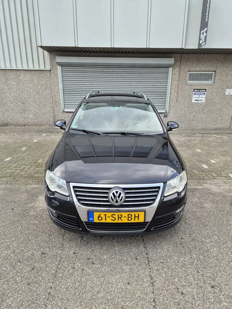 Volkswagen Passat 2.0 TDI Highline Zwart - 2
