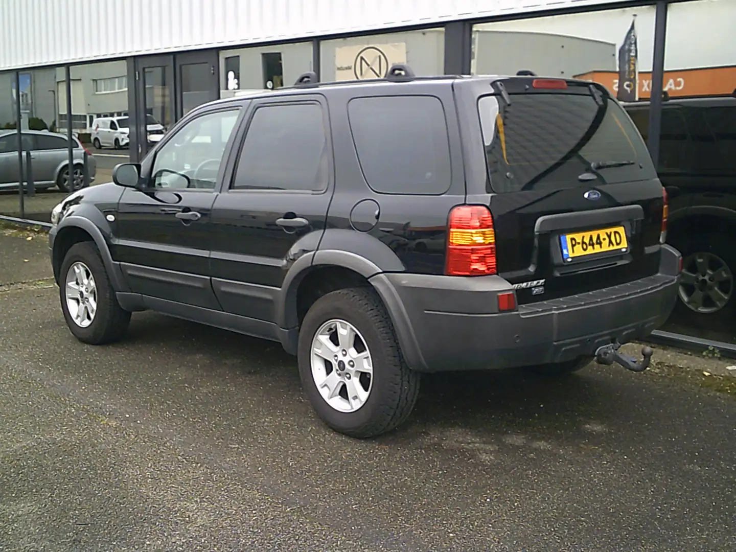 Ford Maverick Maverick 2.3 4WD Schwarz - 2