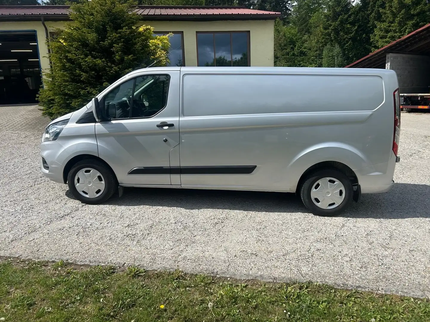 Ford Transit Custom 320 L2 Trend Aut. Parksensoren Silber - 2