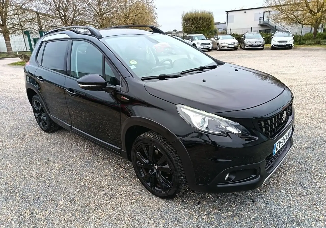 Peugeot 2008 GT LINE 1.2 130cv BVM6