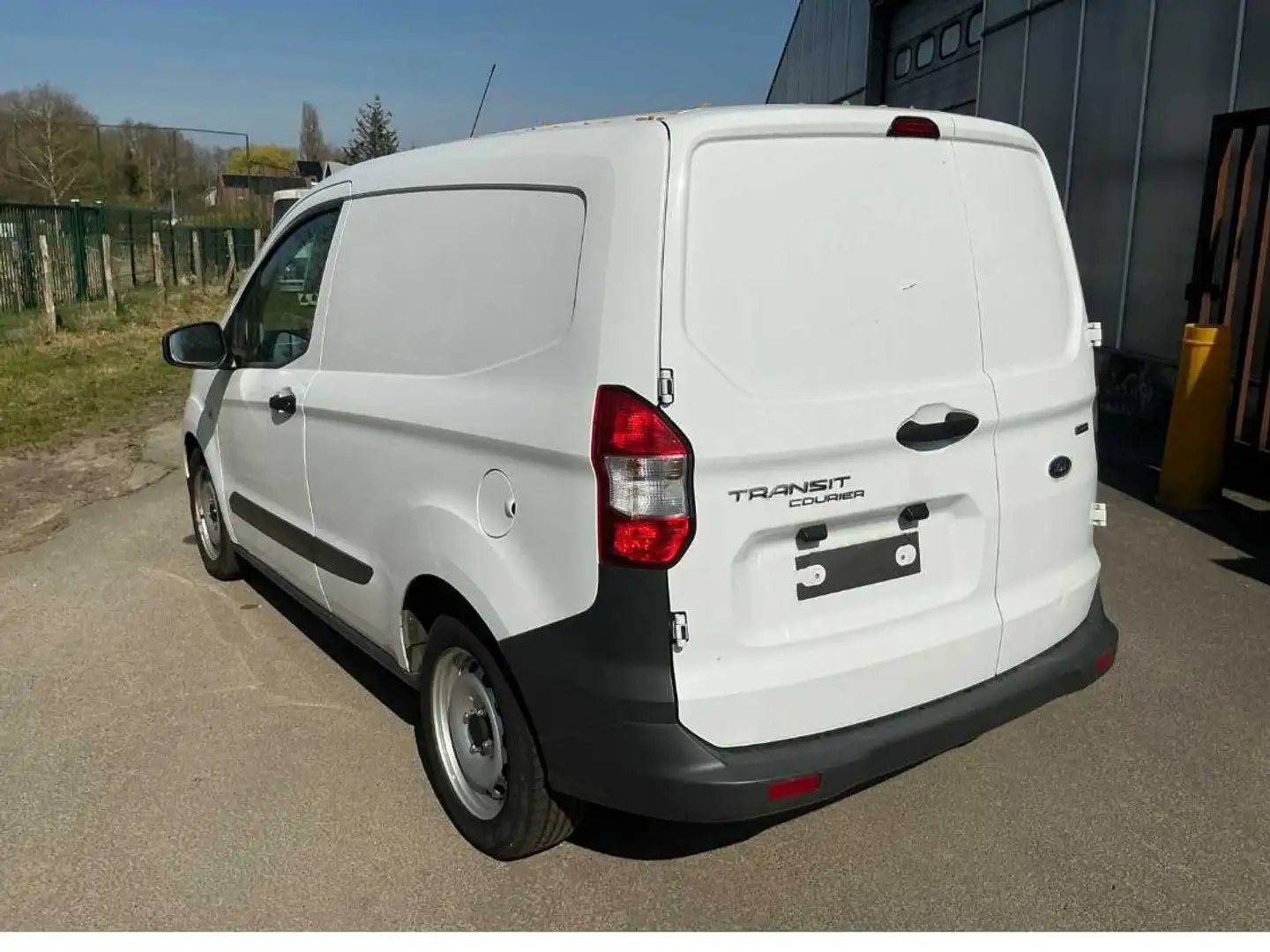Ford Transit Courier TRANSIT COURIER FGN 1.0 E 100 BV6 S Wit - 2