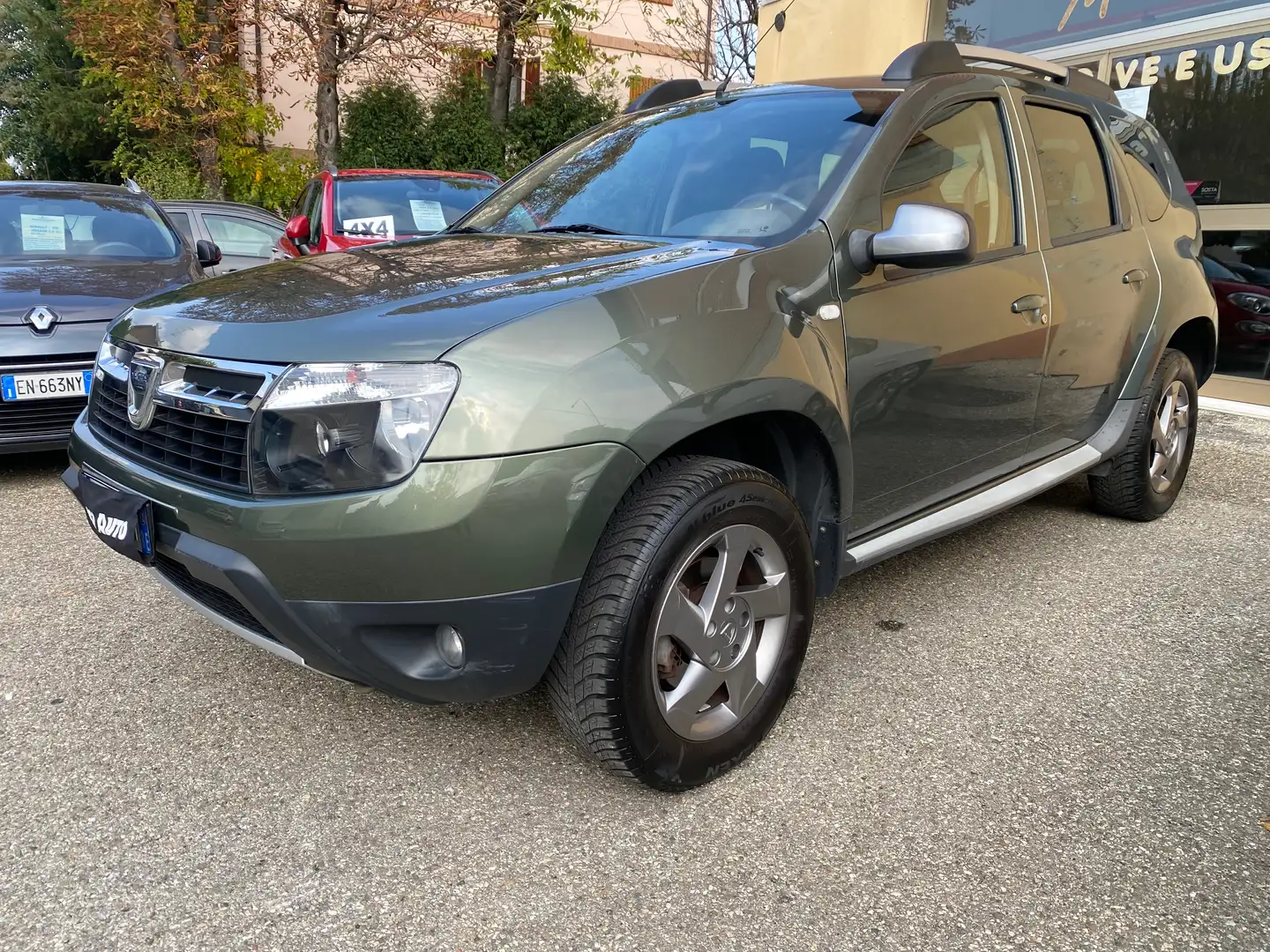 Dacia Duster Duster 1.5 dci Delsey 4x2 110cv NEOPATENTATI!!! Grün - 1