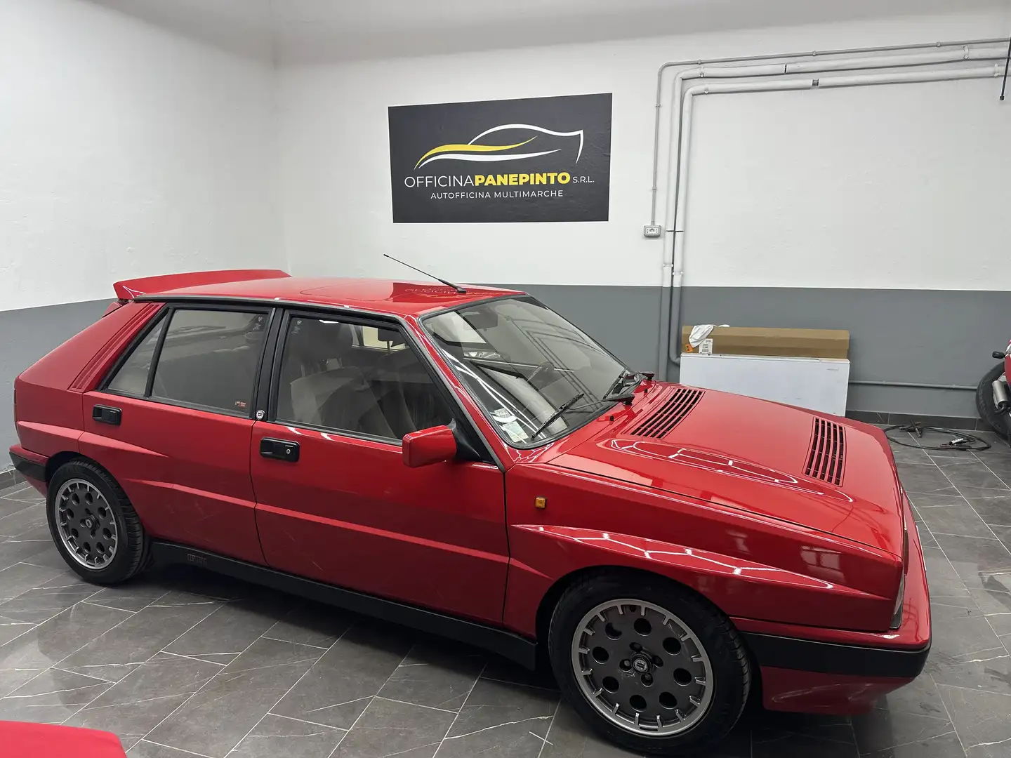 Lancia Delta 2.0 16v HF Integrale - 2