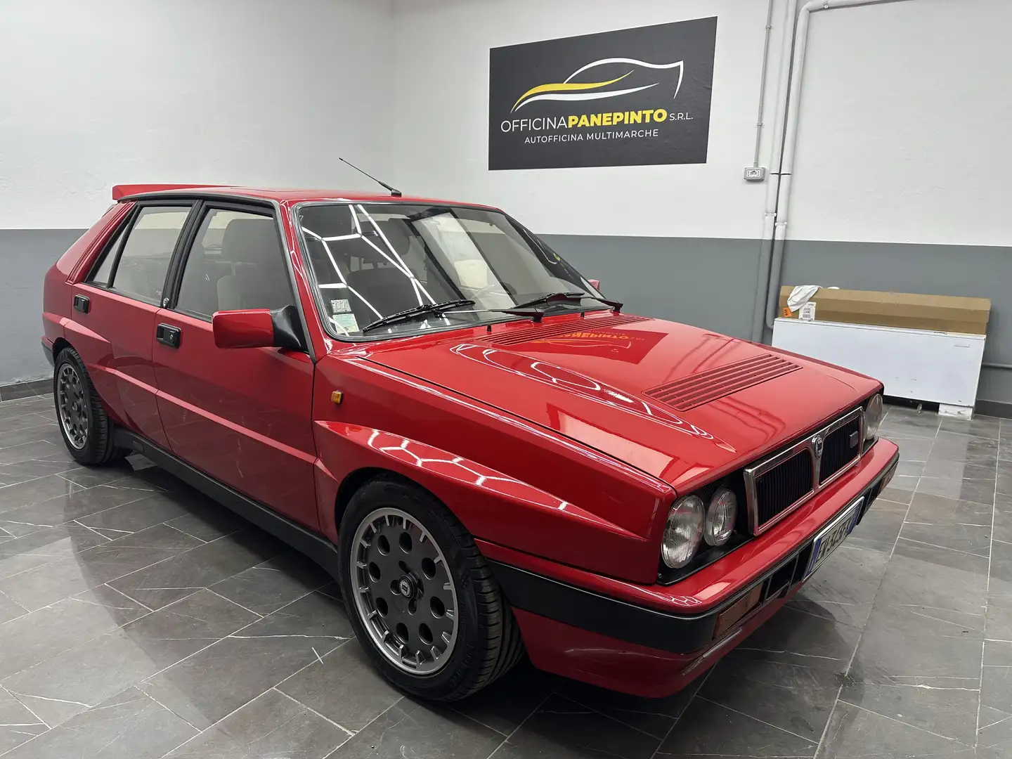 Lancia Delta 2.0 16v HF Integrale - 1