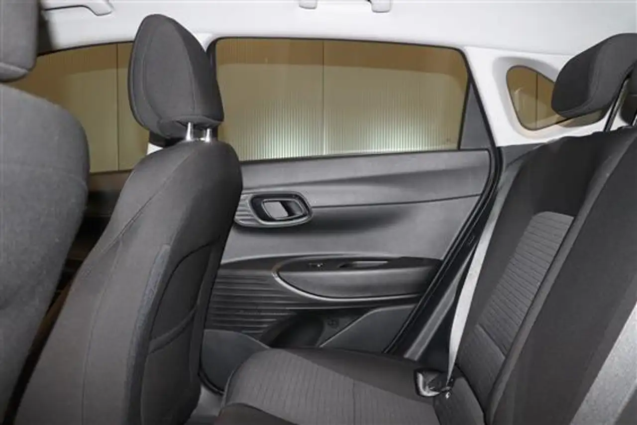 Hyundai i20 1.0 t-gdi techno mhev 7