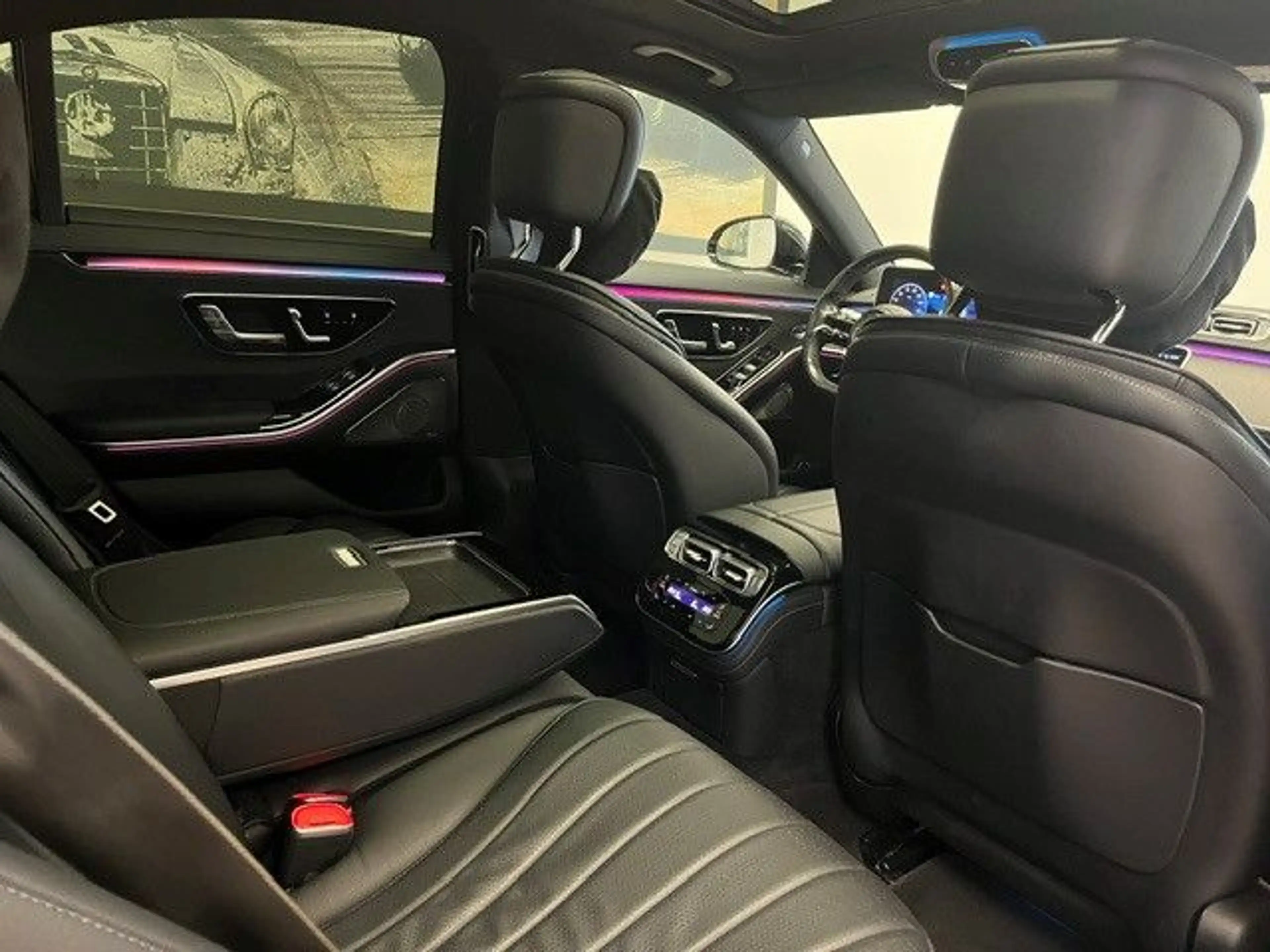 Mercedes-Benz S 400 d 4Matic AMG-Line Pano Night Massage — photo 6