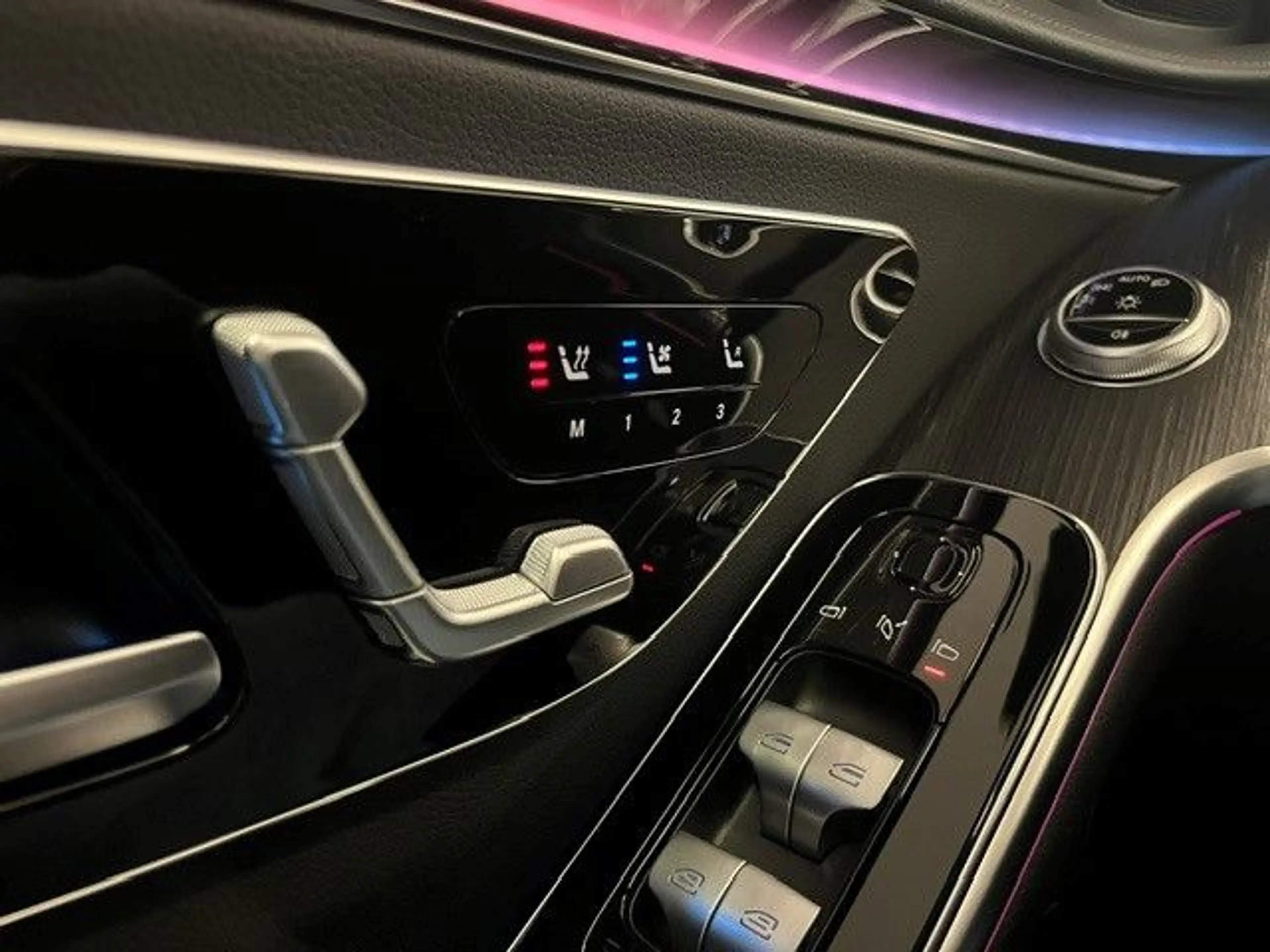 Mercedes-Benz S 400 d 4Matic AMG-Line Pano Night Massage — photo 11