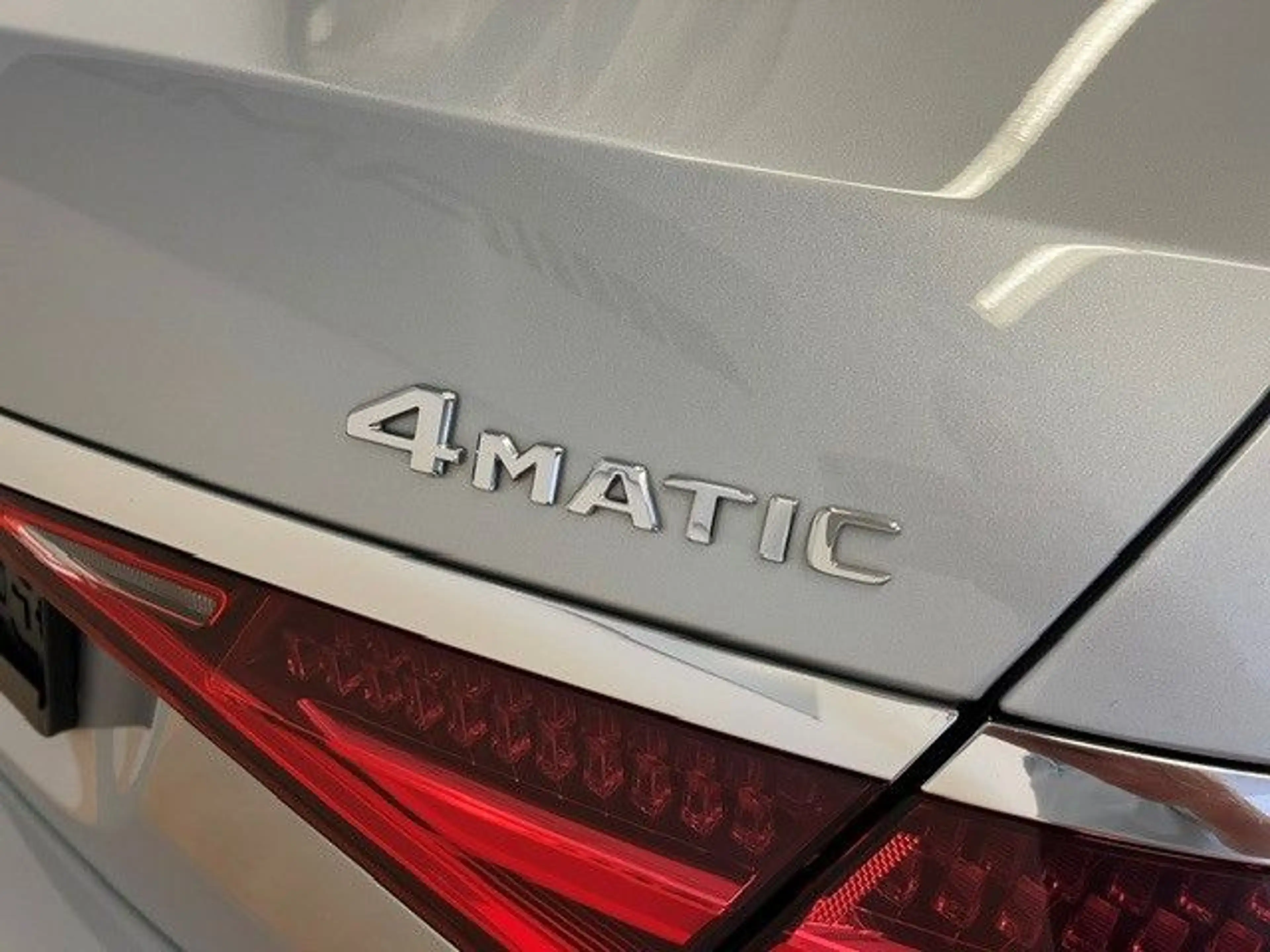 Mercedes-Benz S 400 d 4Matic AMG-Line Pano Night Massage — photo 15