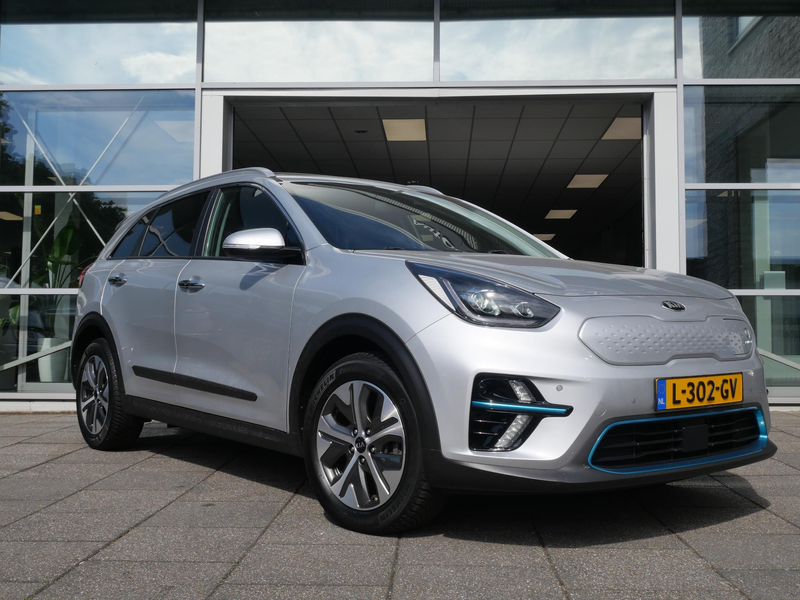 Kia e-Niro DynamicPlusLine 64 kWh | Schuif-kantel dak | Stoel — photo 2