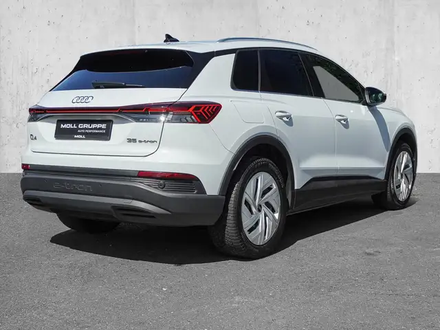 Audi Q4 E-Tron view 4