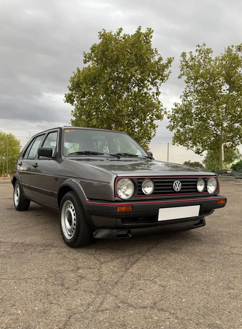 Volkswagen Golf GTI 1.8 110 - 1