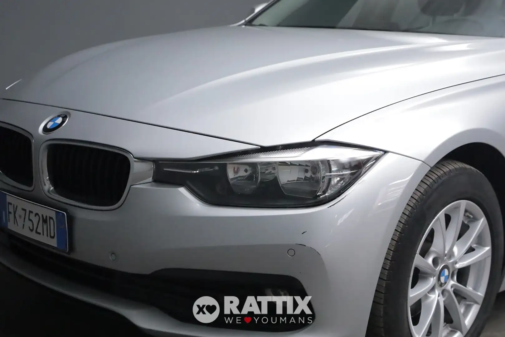 BMW 318 d 2.0 150CV Sport Auto Сірий - 2