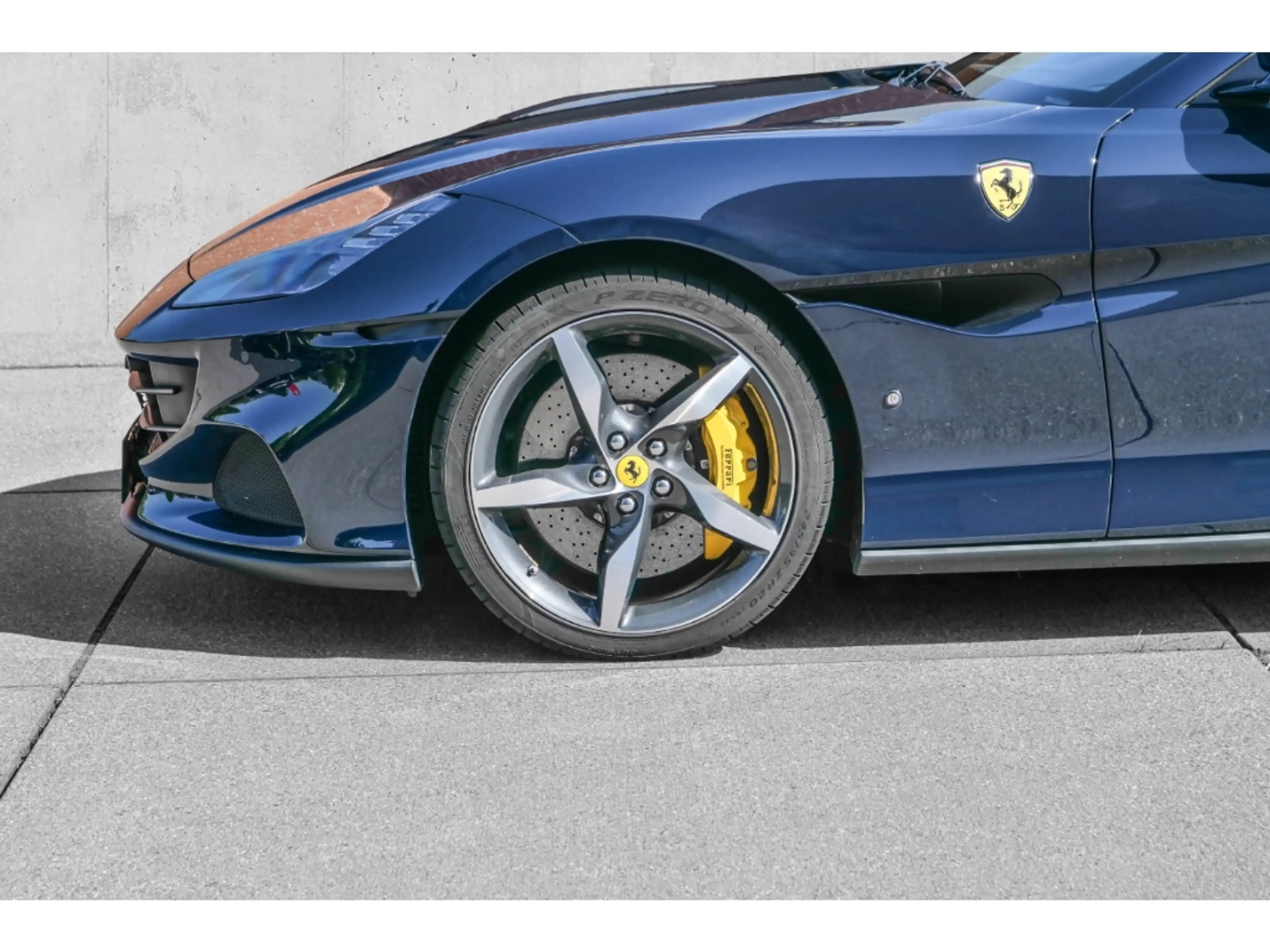 Ferrari Portofino M *MagneRide*Carbon+LED*JBL*CarPlay* — photo 11