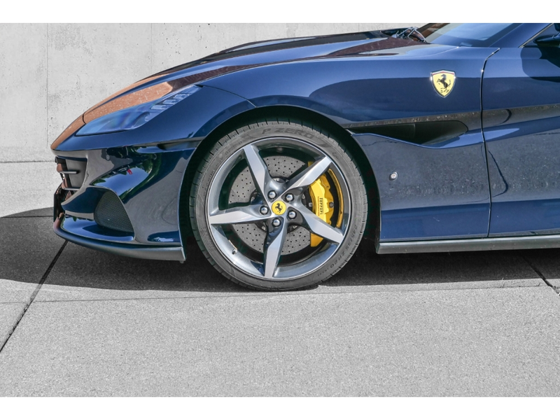 Ferrari Portofino M *MagneRide*Carbon+LED*JBL*CarPlay* — photo 11