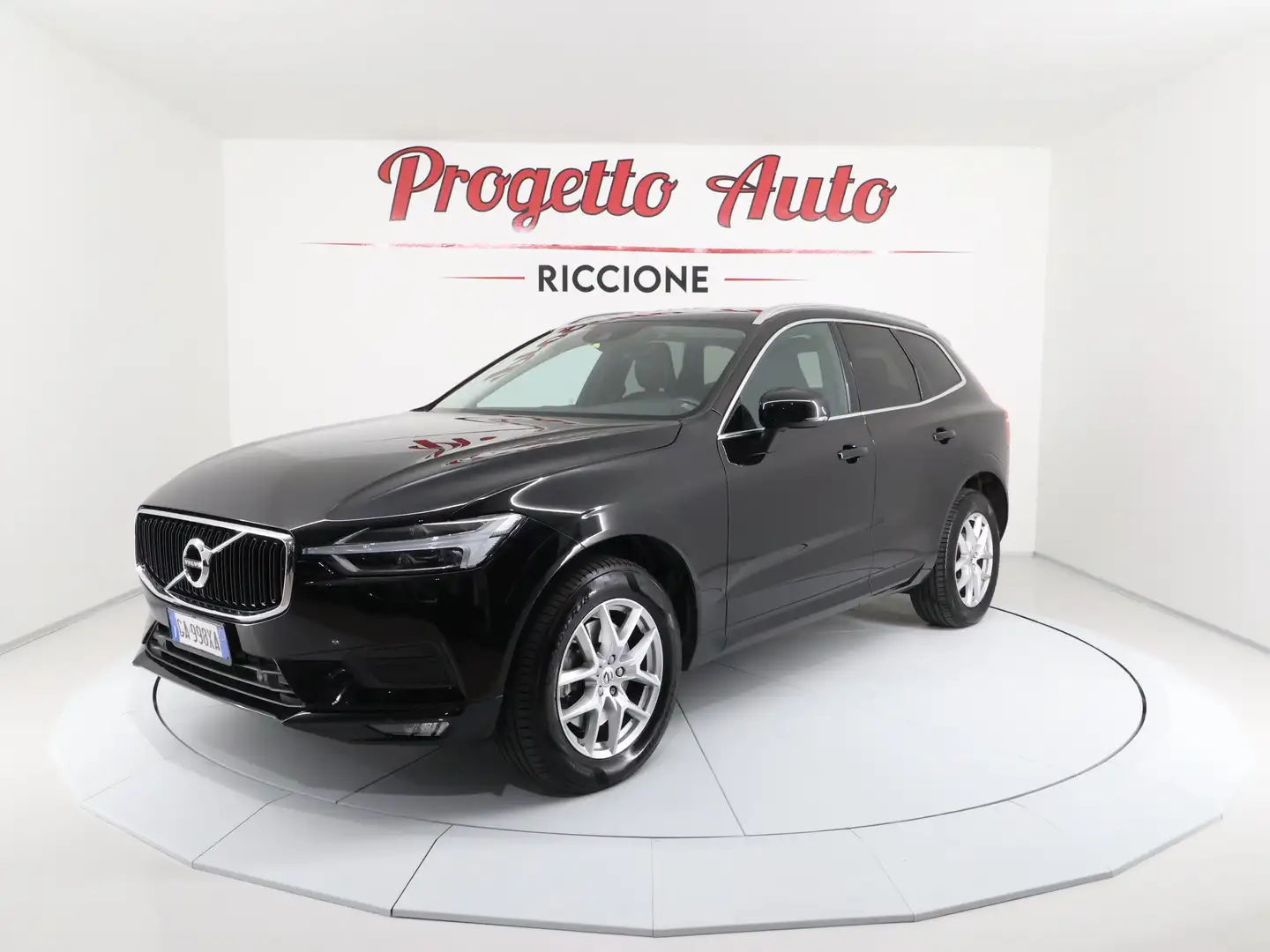 Volvo XC60 XC60 2.0 b4 Momentum Pro awd auto - 1