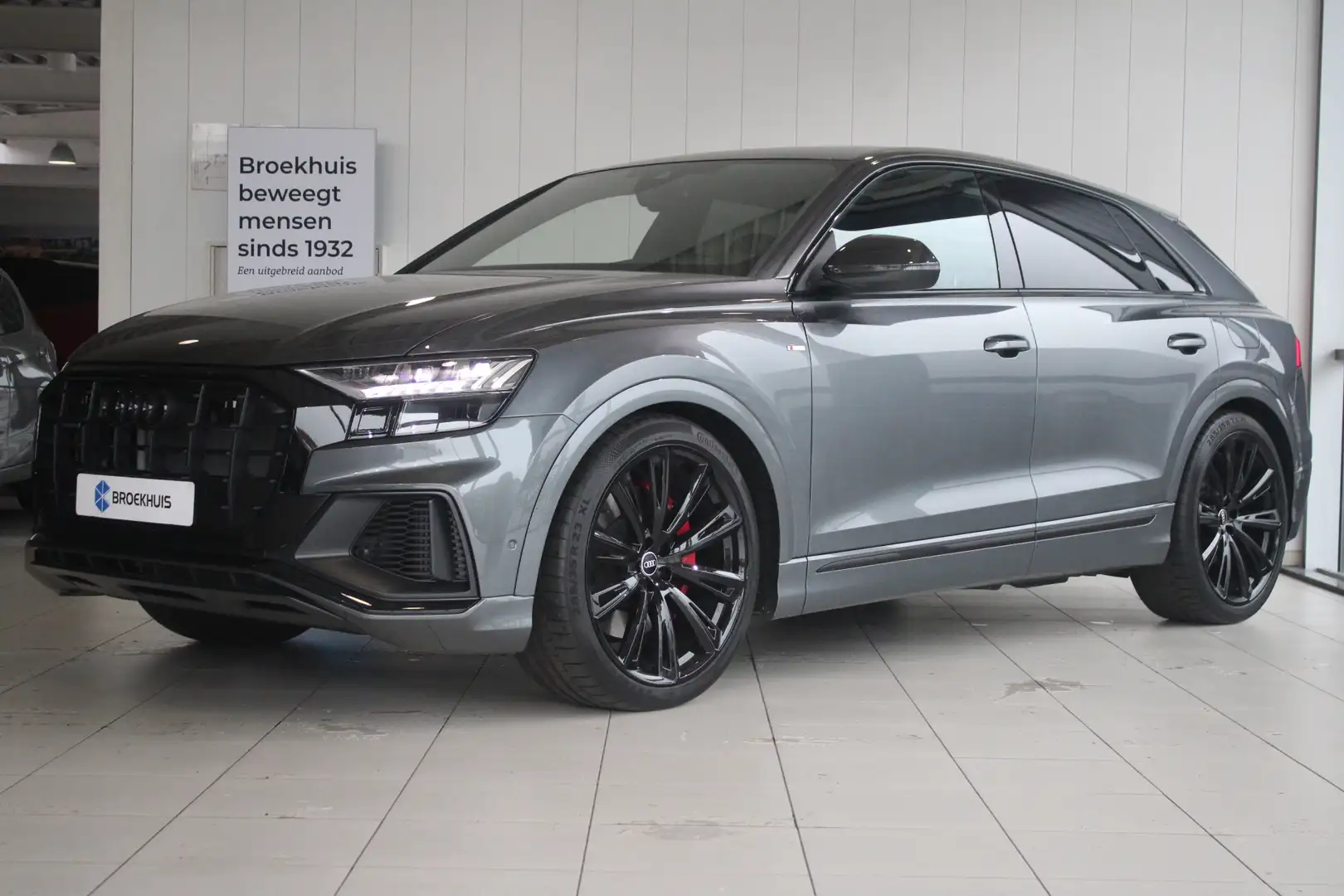 Audi Q8 60 TFSI e quattro Pro Line S Competition 490-PK | Grigio - 1