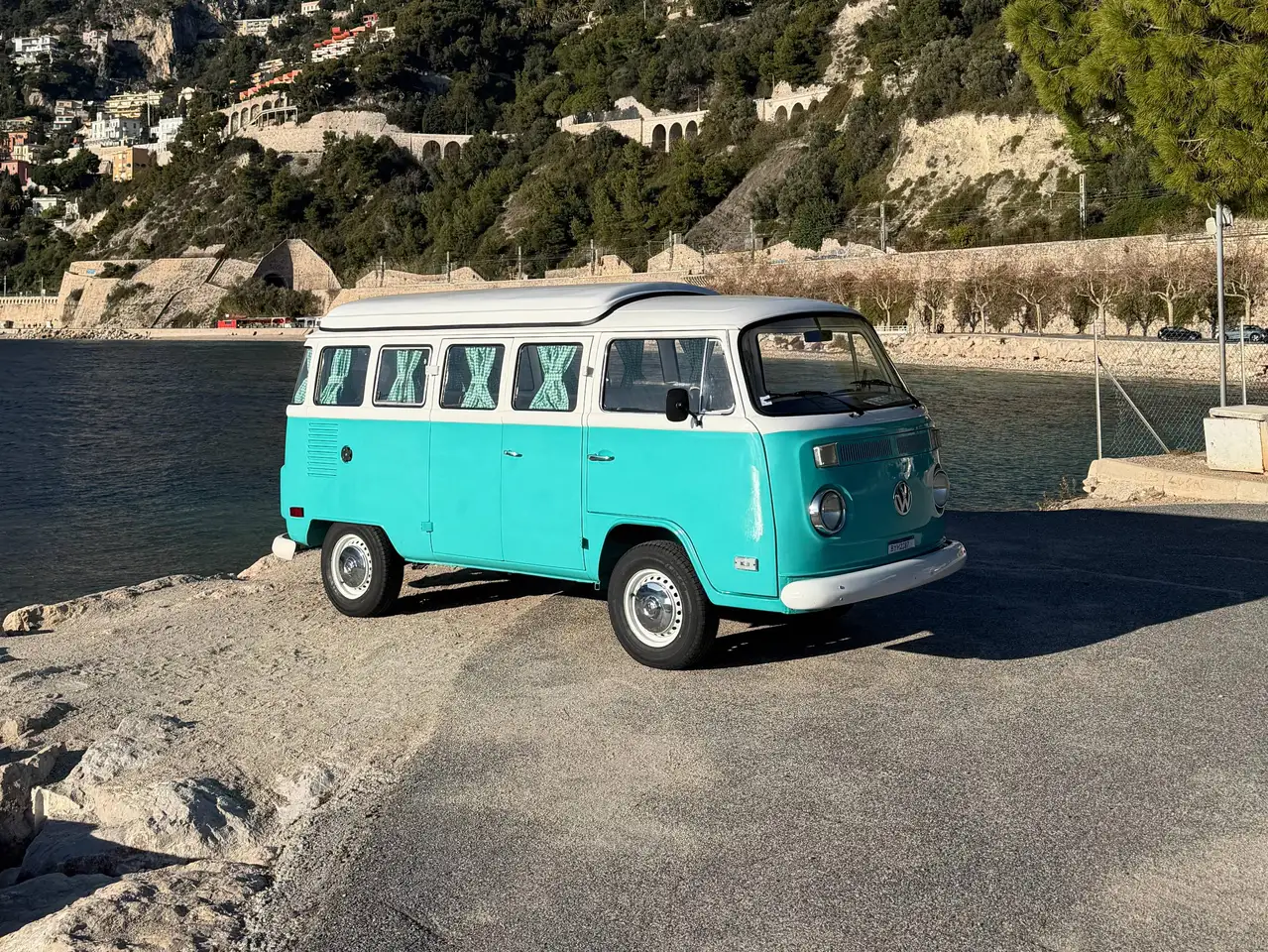 Volkswagen T2 camper, foto 2