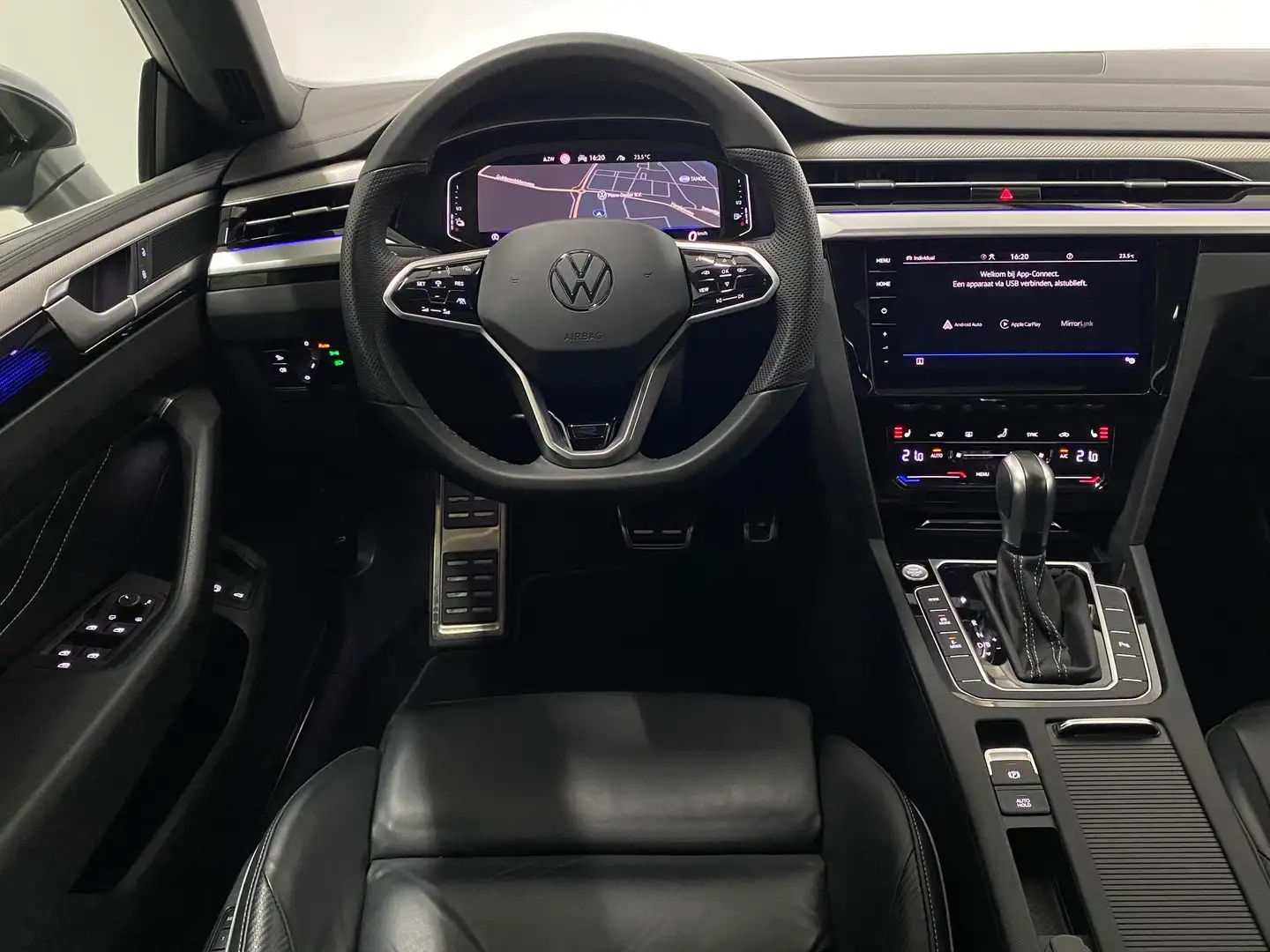 Volkswagen Arteon Shooting Brake 1.4 TSI eHybrid R-Line Camera Pano Grijs - 2