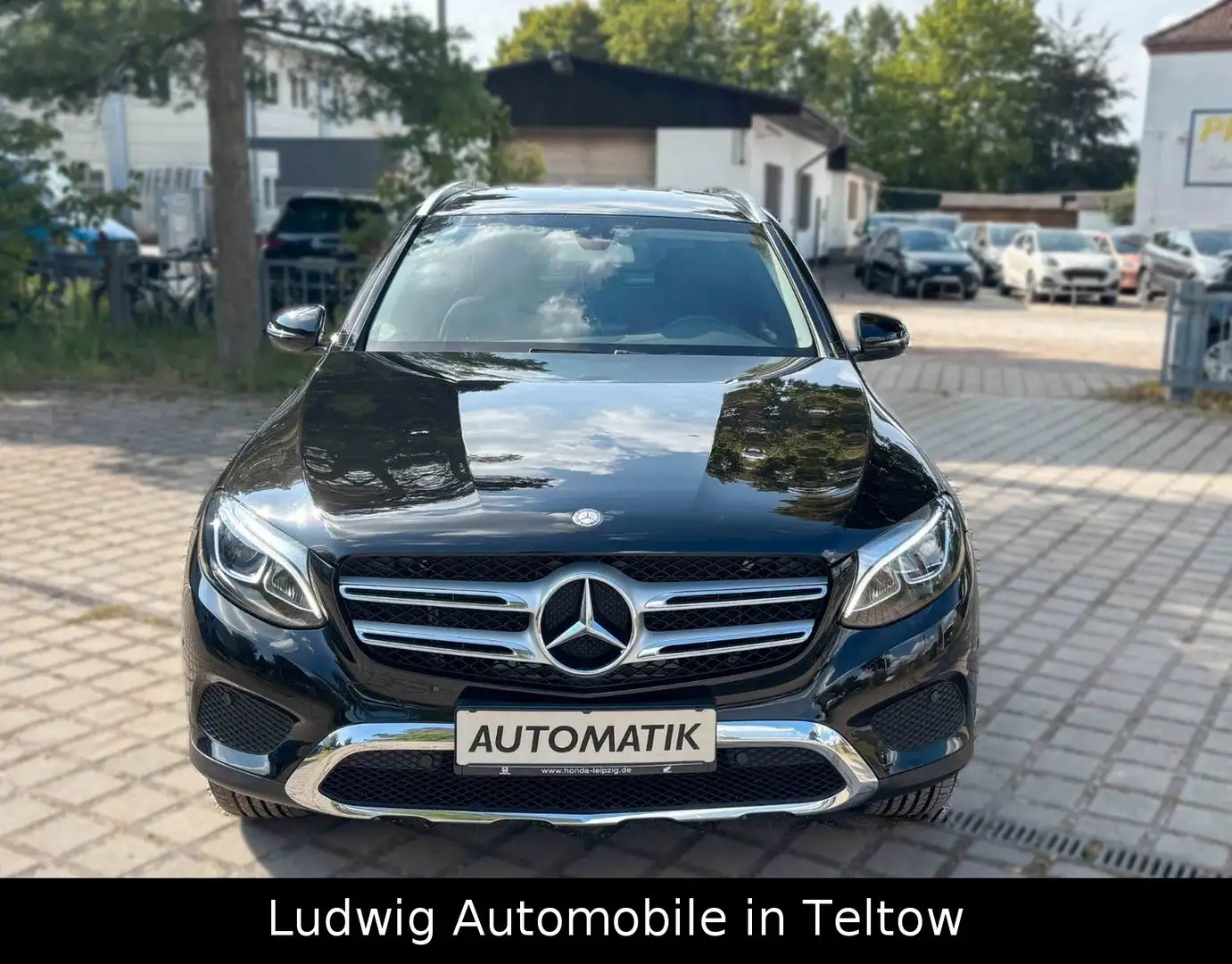 Mercedes-Benz GLC 250 d 4Matic Exclusive Schwarz - 2