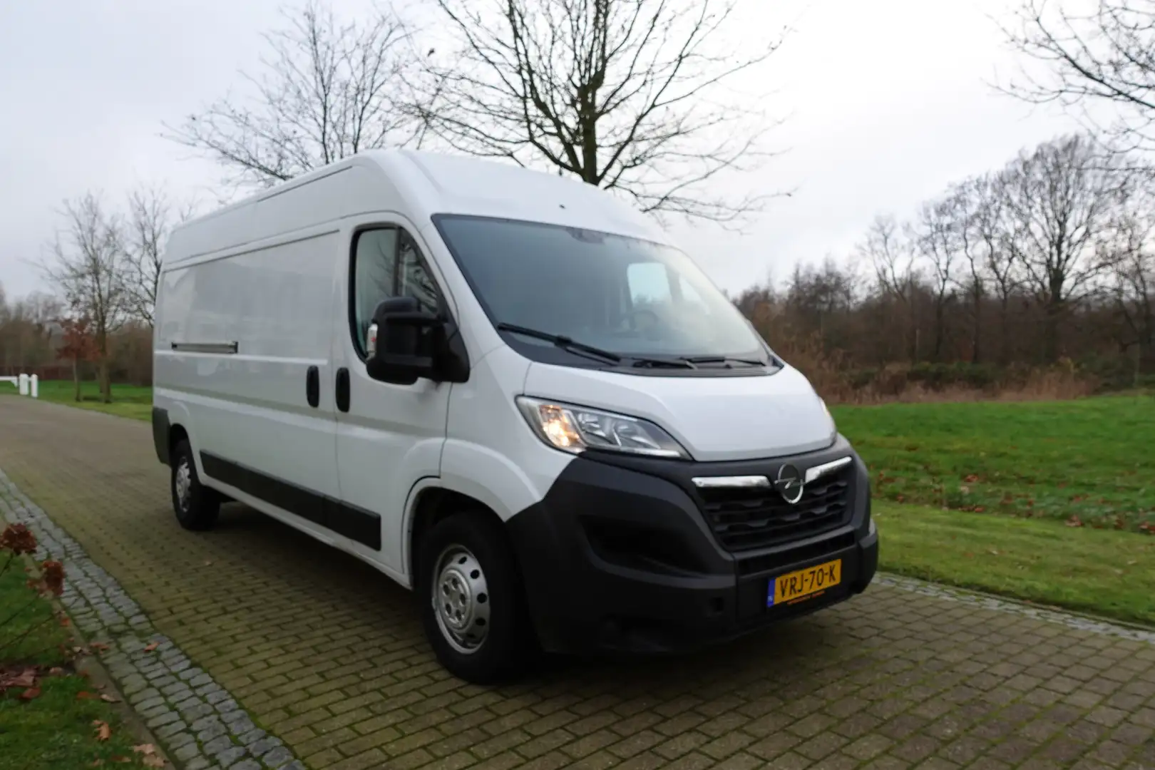 Opel Movano 2.2D 140 Zwaar L3H2 Edition | Trekhaak | Geveerde Wit - 2