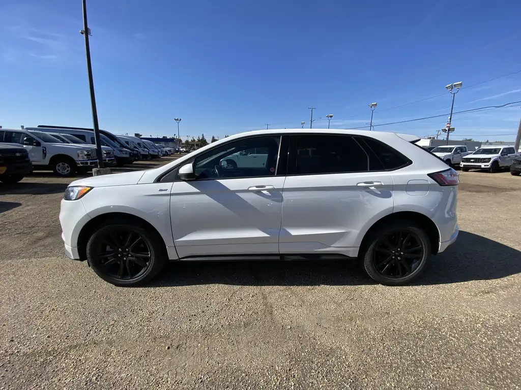 2022 Ford Edge ST Line | Remote Start | Rear Parking Sensors | SY — photo 5