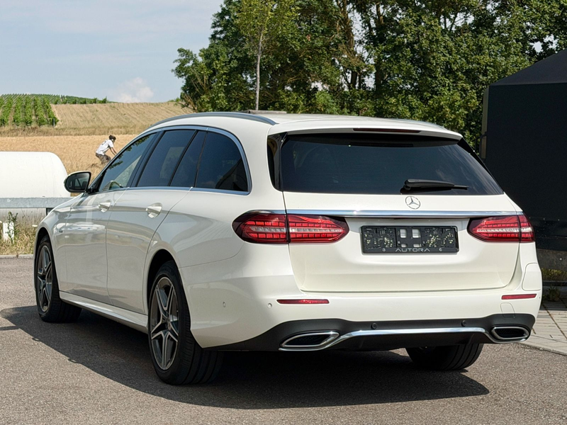 Mercedes-Benz E 300 e T-Modell AMG|PANO|BURMESTER|SOFT-CLOSE| — photo 9