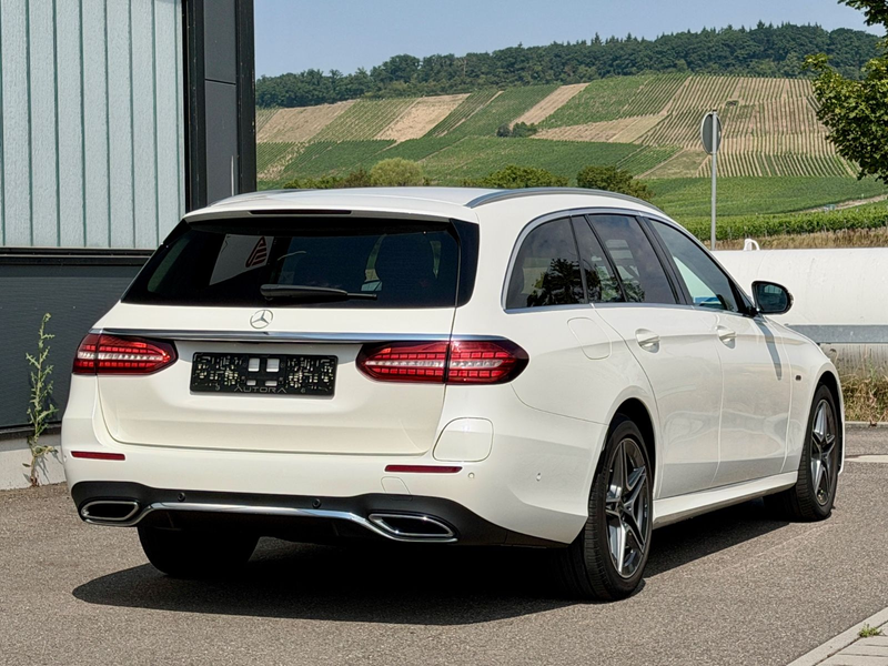 Mercedes-Benz E 300 e T-Modell AMG|PANO|BURMESTER|SOFT-CLOSE| — photo 7