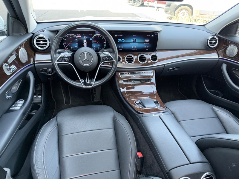 Mercedes-Benz E 300 e T-Modell AMG|PANO|BURMESTER|SOFT-CLOSE| — photo 15