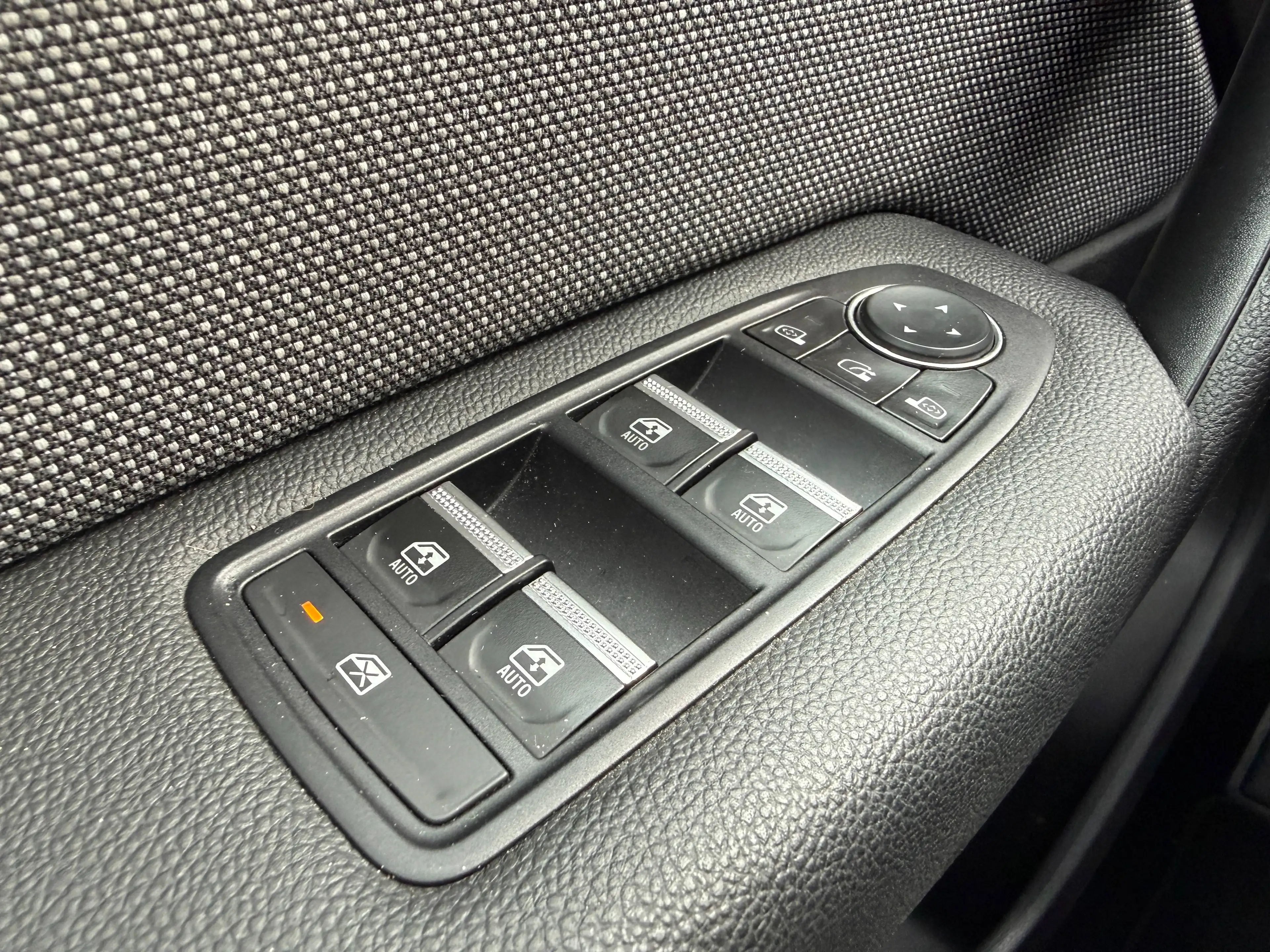 Renault Symbioz 145 E-Tech Full Hybrid Techno — photo 11