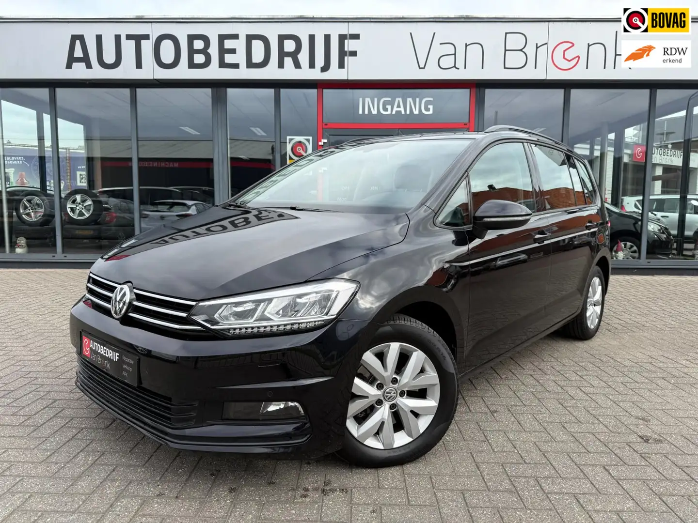 Volkswagen Touran 1.4 TSI Comfortline Edition 7p | Cruise | LED Negro - 1