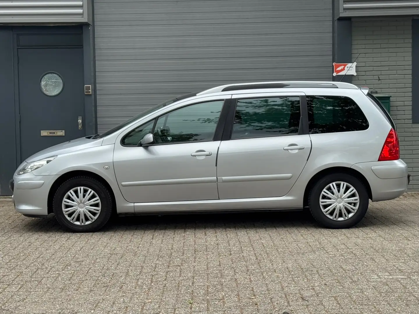 Peugeot 307 SW 1.6-16V Pack Сірий - 2