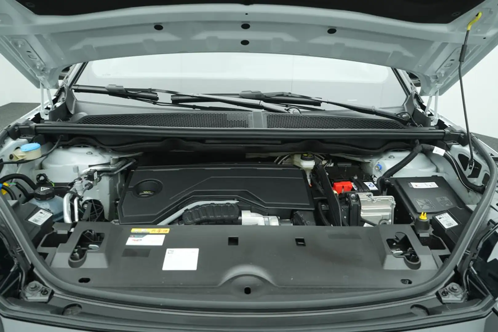 Peugeot 5008 5008 GT HYBRID 145 e-DSC6 Wit - 2