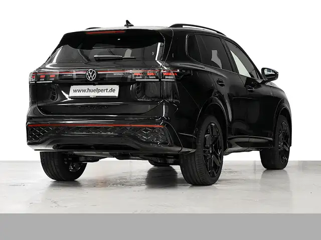 Volkswagen Tiguan view 2