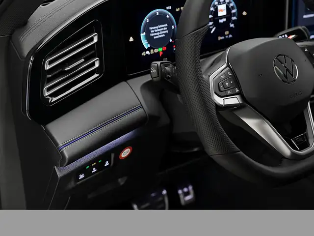 Volkswagen Tiguan view 9